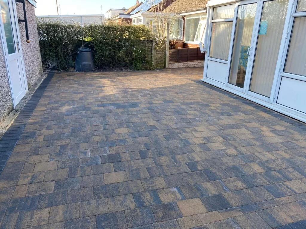 gallery-patios-03 block paved patio